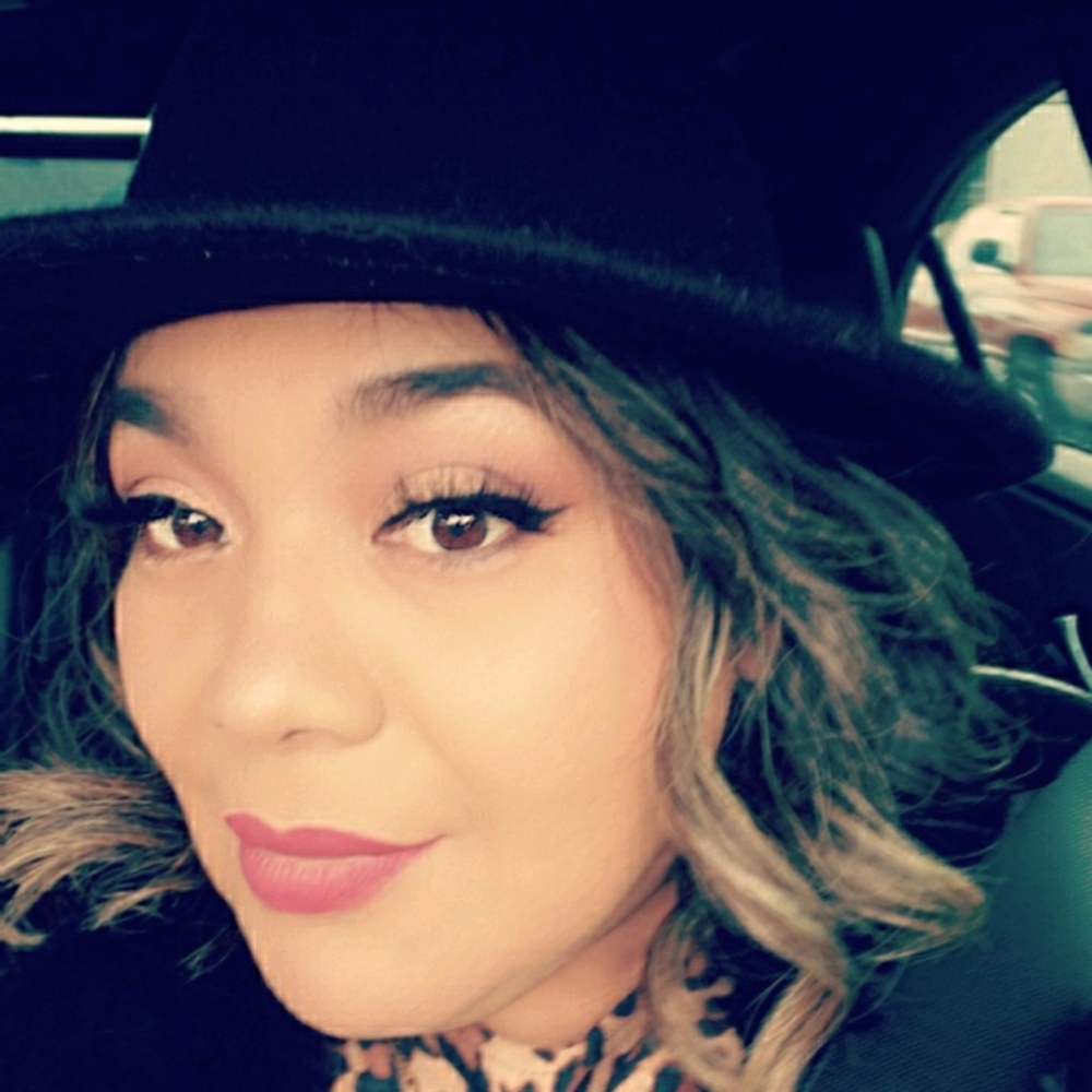 Meet your Posher, Georgina